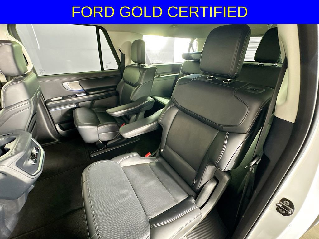 Certified 2025 Ford Expedition Max Platinum image 26