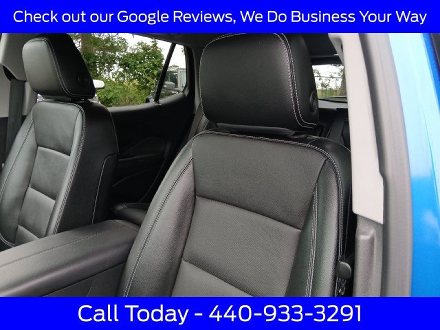 Used 2024 GMC Terrain SLT AWD/4WD image 20
