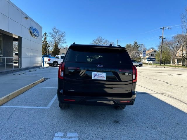 Certified 2025 Ford Expedition Max Platinum w/ Stealth Performance Package AWD/4WD image 12