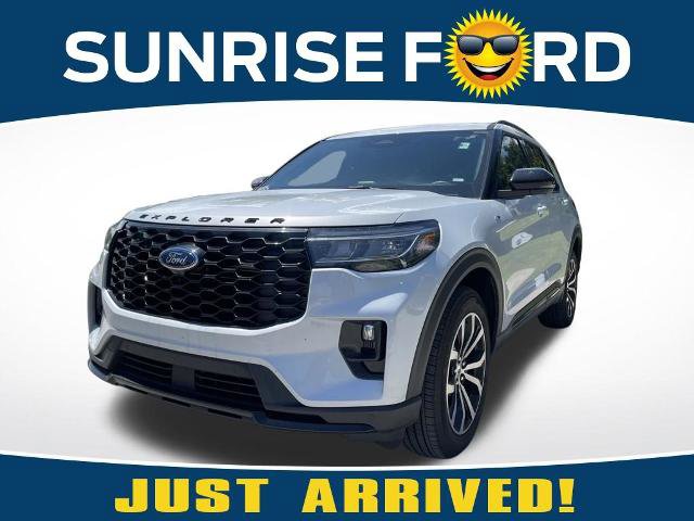 Certified 2026 Ford Explorer ST-Line AWD/4WD image 1
