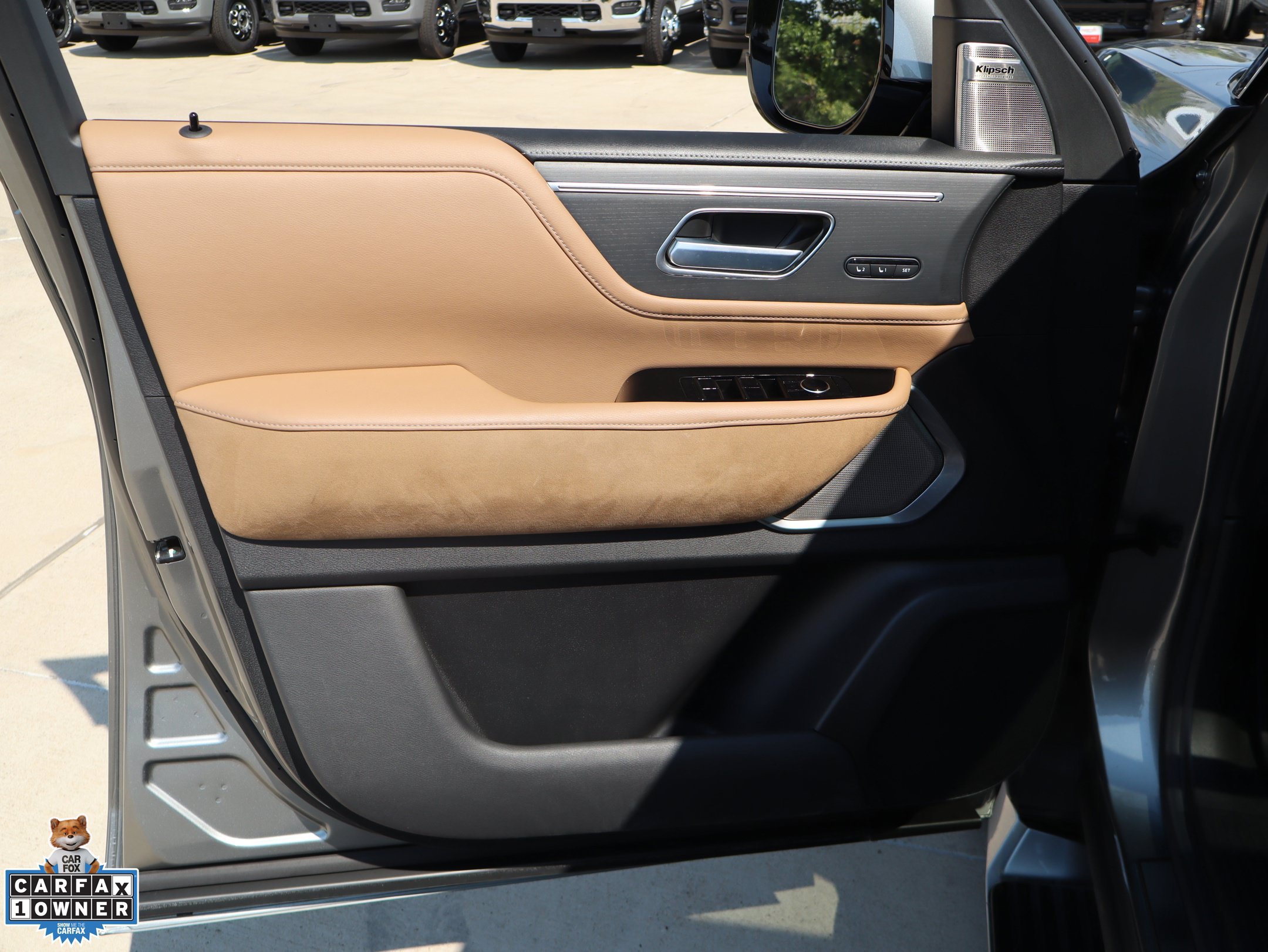 Used 2025 INFINITI QX80 Sensory AWD/4WD image 13