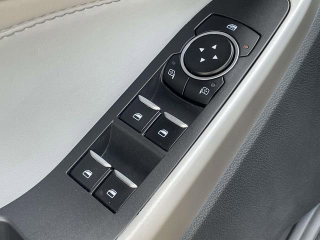 Certified 2022 Ford Explorer XLT w/ Equipment Group 202A image 13