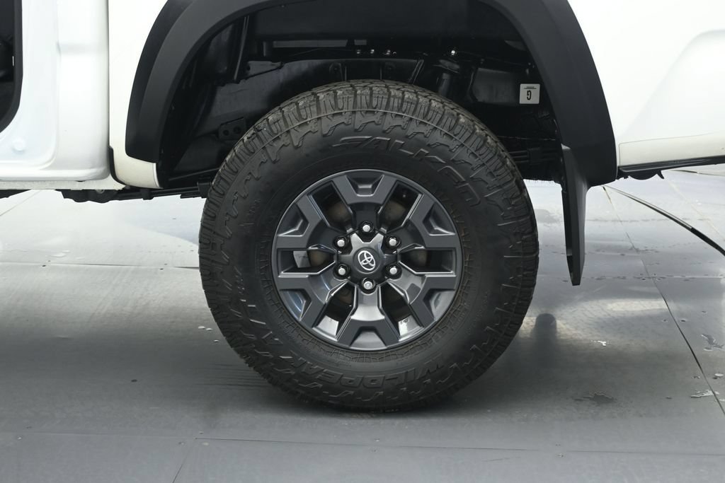 Used 2021 Toyota Tacoma SR5 w/ Trail Edition AWD/4WD image 20
