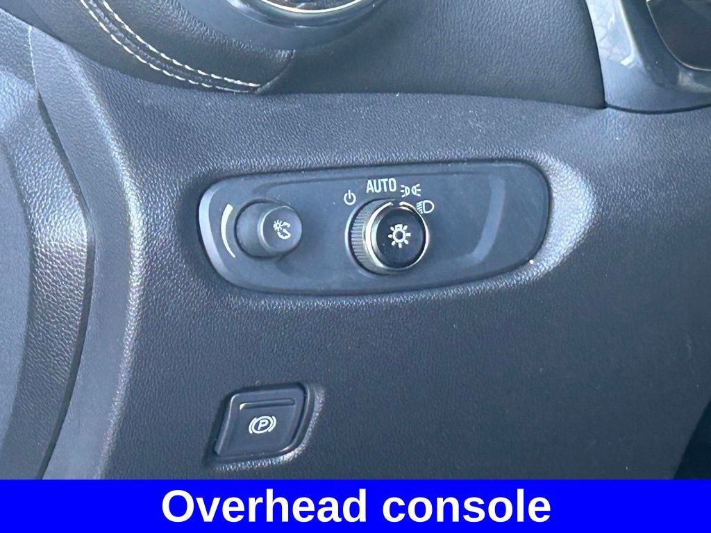 Used 2025 Chevrolet Blazer LT image 33