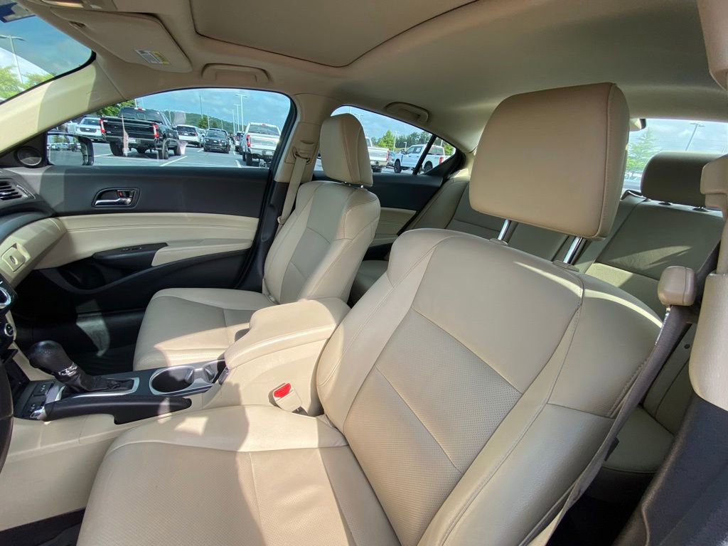 Used 2017 Acura ILX FWD image 22