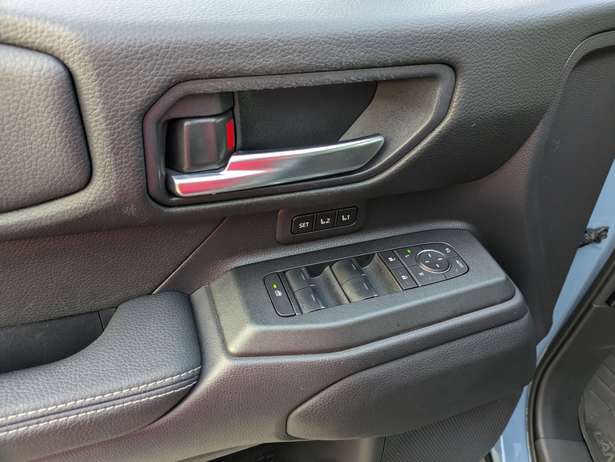 Used 2024 Toyota Land Cruiser w/ Premium Package image 16