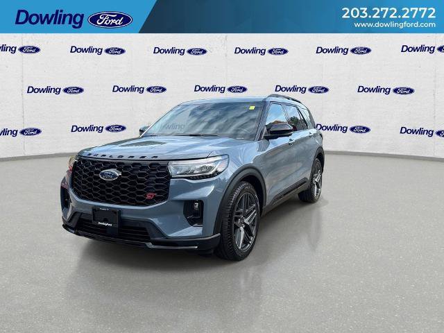 Certified 2025 Ford Explorer ST AWD/4WD image 4