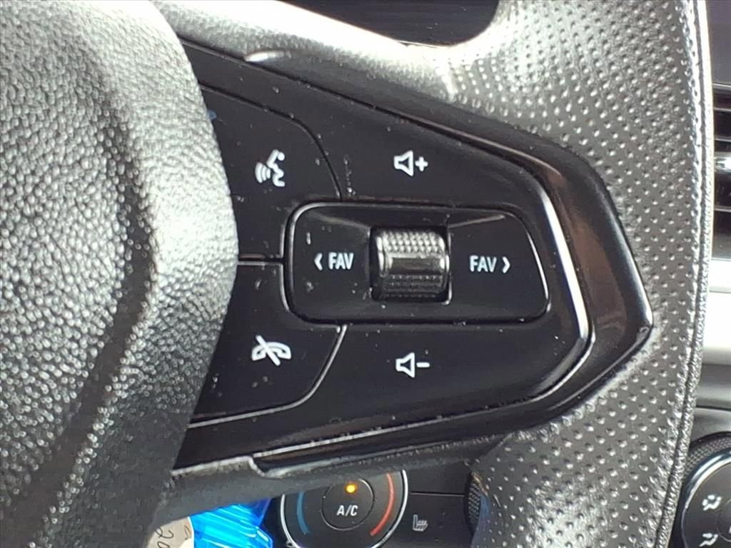Used 2024 Chevrolet Trax LS w/ LS Convenience Package image 25
