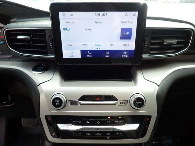 Certified 2023 Ford Explorer XLT w/ Equipment Group 202A RWD image 15