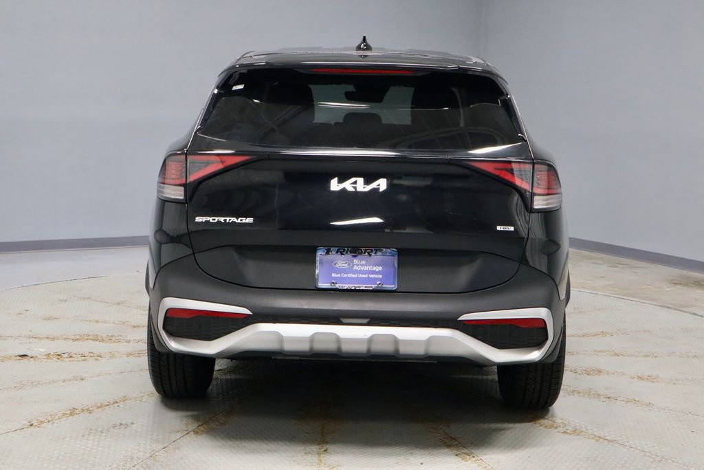 Used 2023 Kia Sportage LX AWD/4WD image 10
