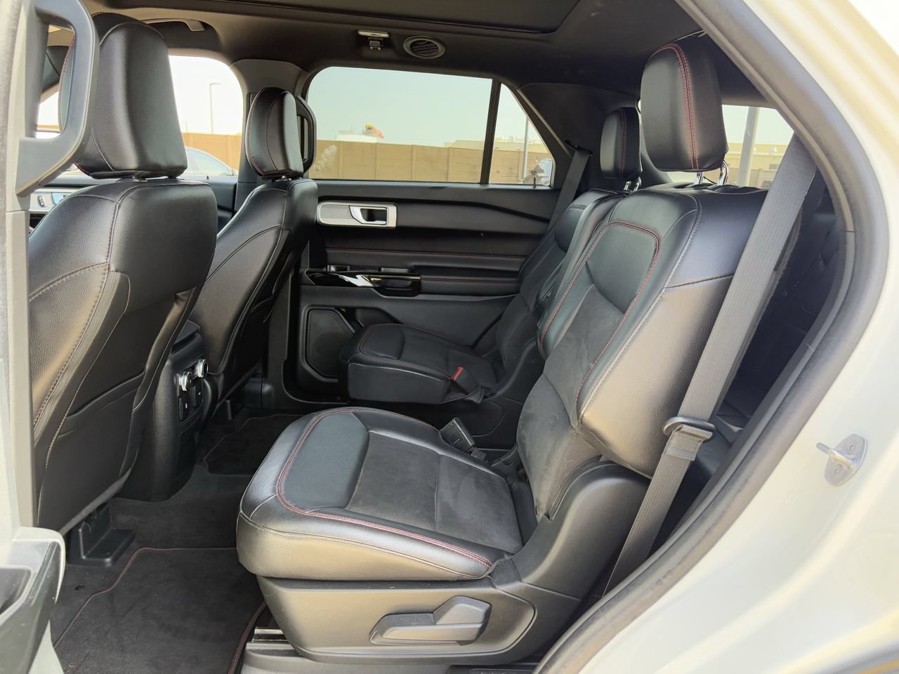 Certified 2023 Ford Explorer ST-Line w/ Class IV Trailer Tow Package RWD image 29