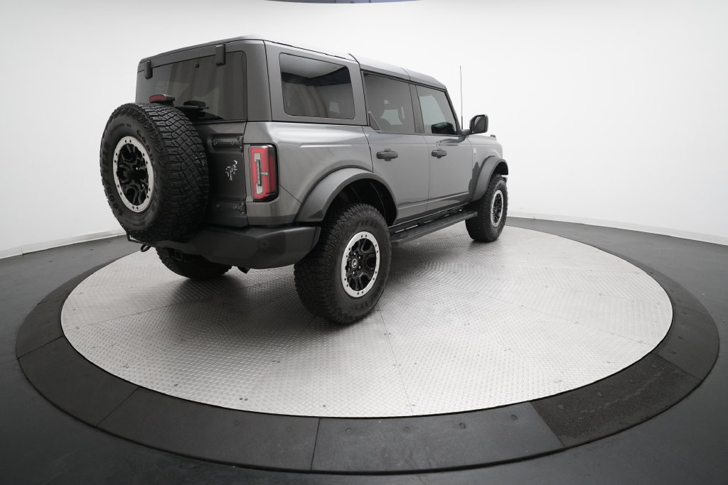 Certified 2023 Ford Bronco Big Bend w/ Sasquatch Package AWD/4WD image 33
