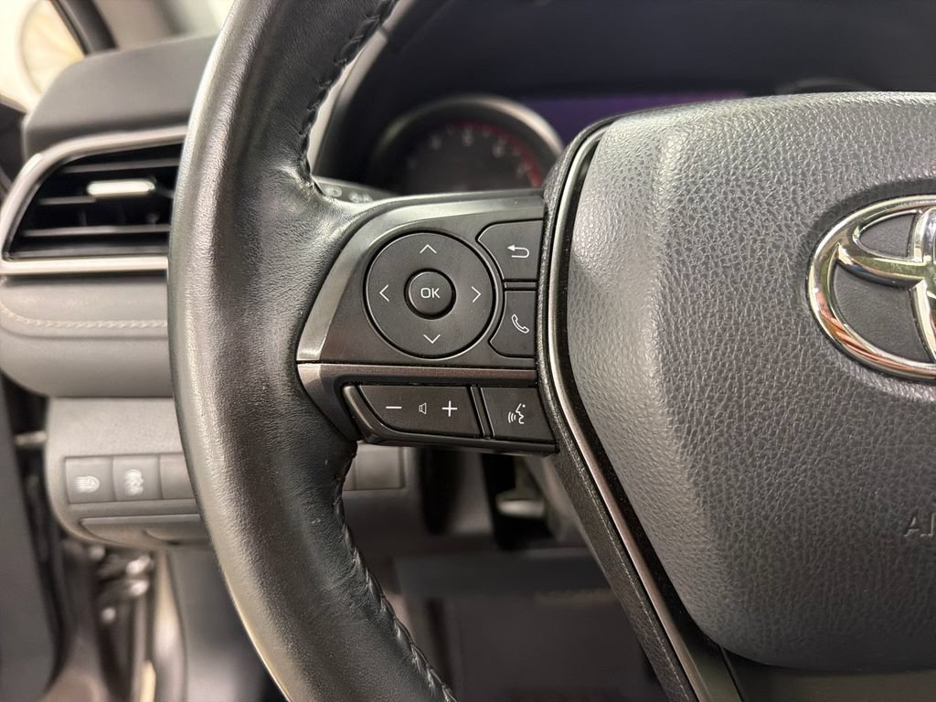 Used 2021 Toyota Camry XSE FWD image 22