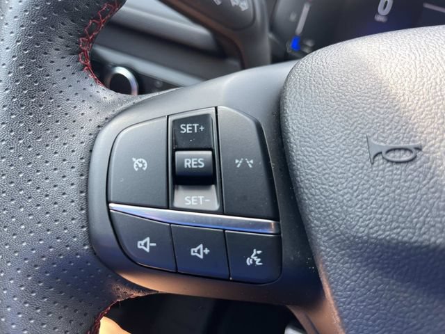 Certified 2024 Ford Escape ST-Line AWD/4WD image 36
