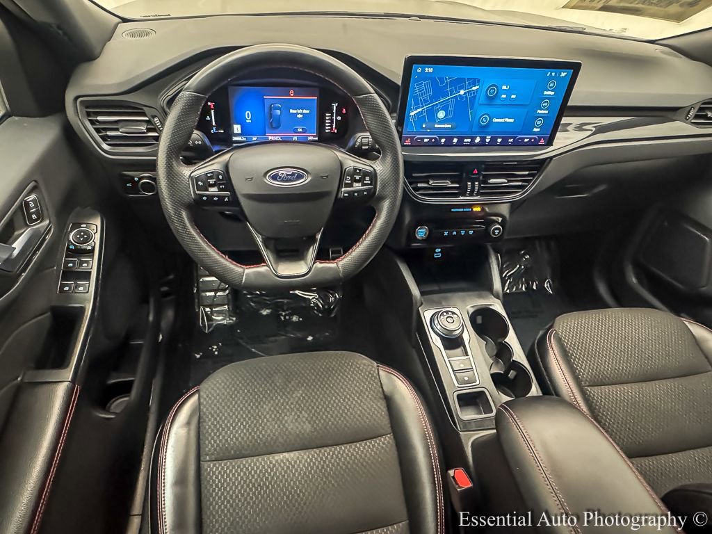 Certified 2023 Ford Escape ST-Line w/ Tech Pack #1 image 13