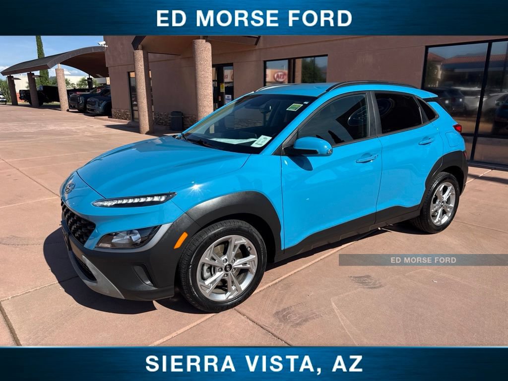 Used 2023 Hyundai Kona SEL AWD/4WD image 3