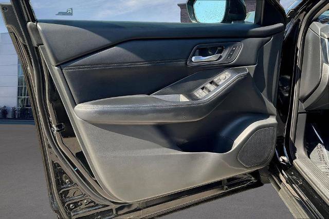 Used 2024 Nissan Rogue SL w/ SL Premium Package FWD image 20