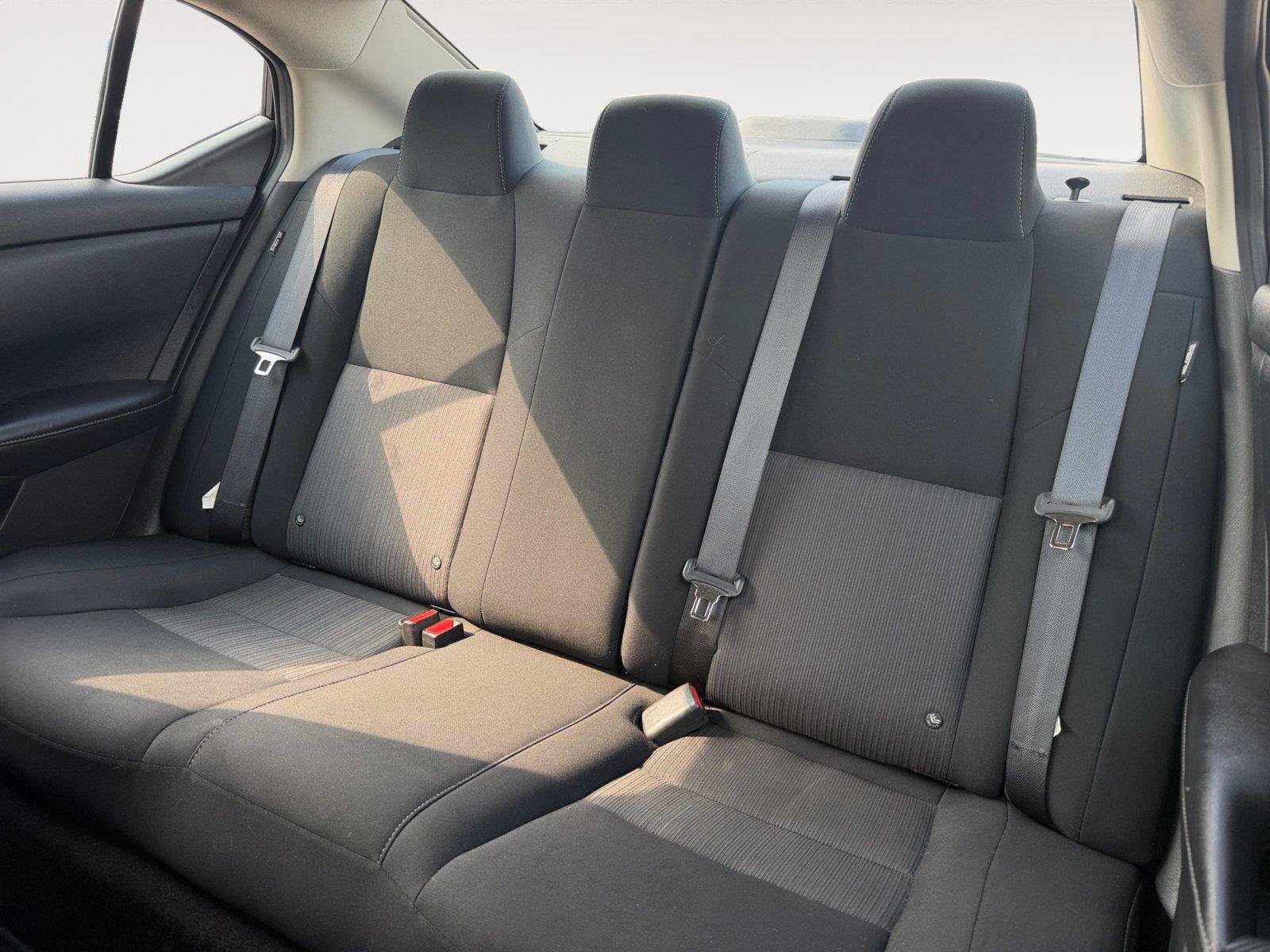 Used 2024 Nissan Sentra SV FWD image 16
