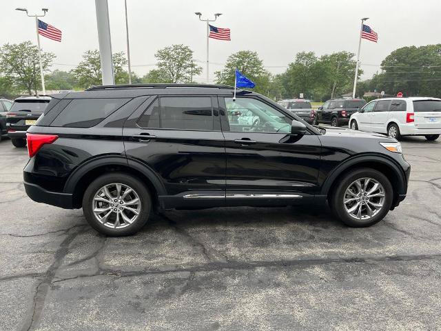 Certified 2023 Ford Explorer XLT w/ Equipment Group 202A AWD/4WD image 7