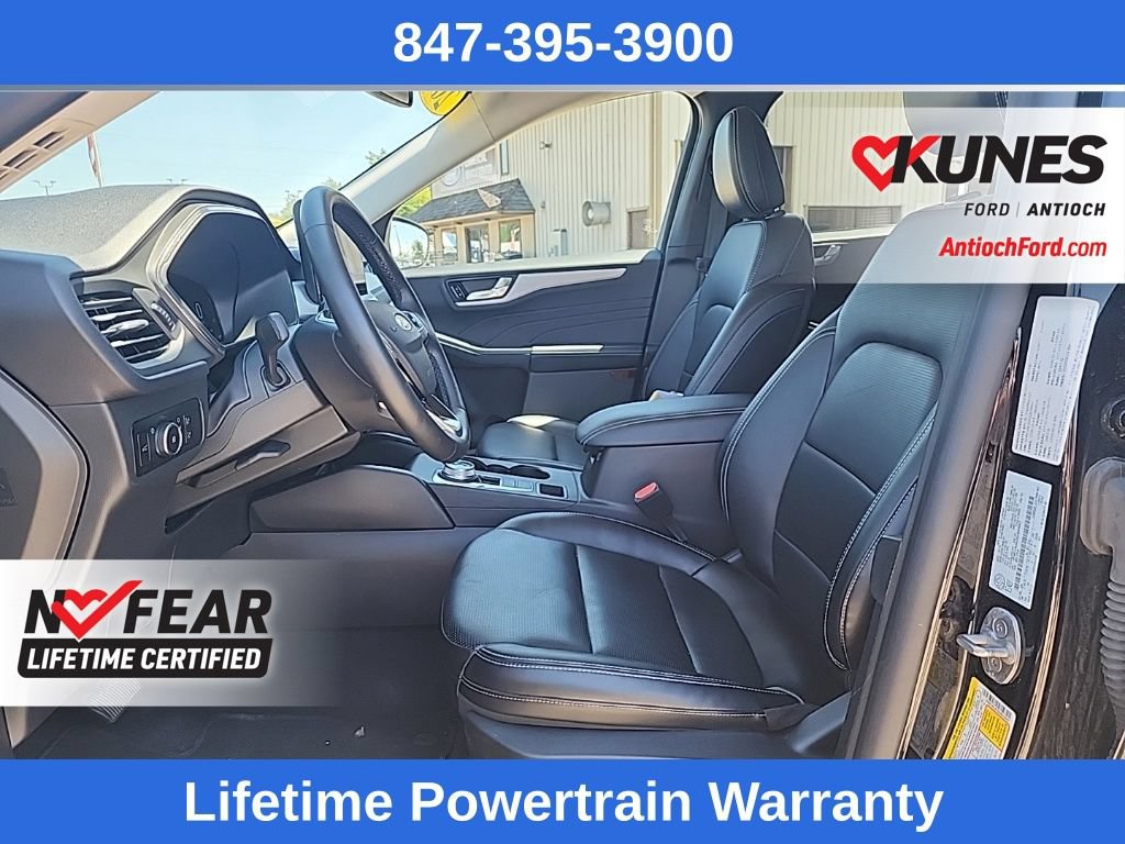 Certified 2025 Ford Escape Platinum AWD/4WD image 12