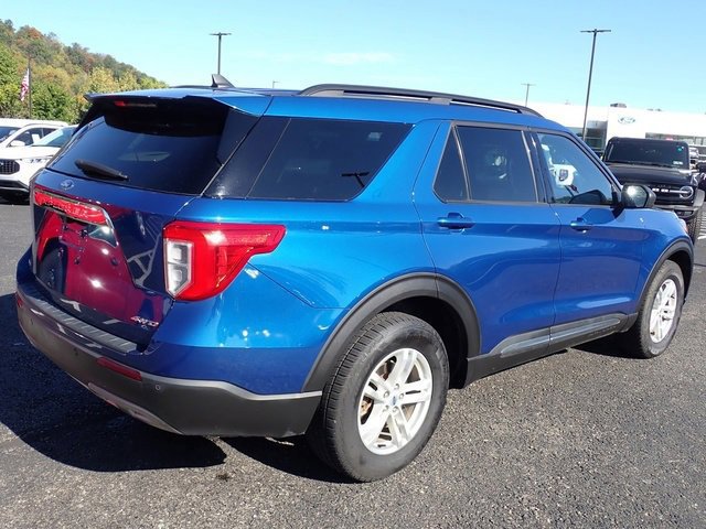 Certified 2022 Ford Explorer XLT w/ Equipment Group 202A image 4