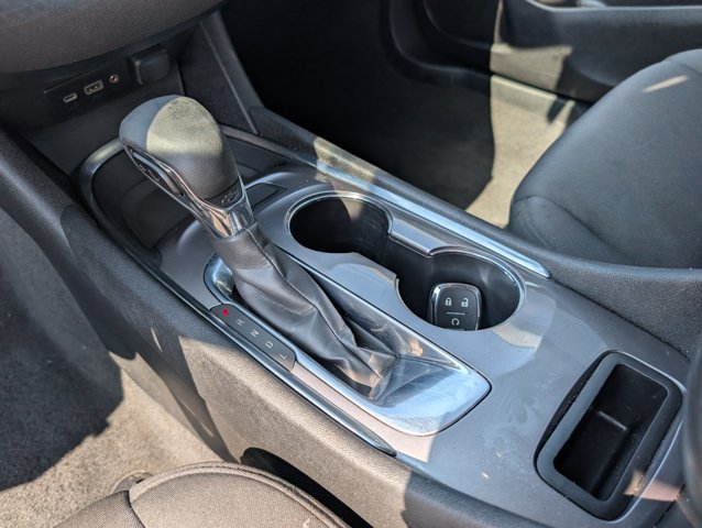 Used 2021 Chevrolet Malibu LT FWD image 17