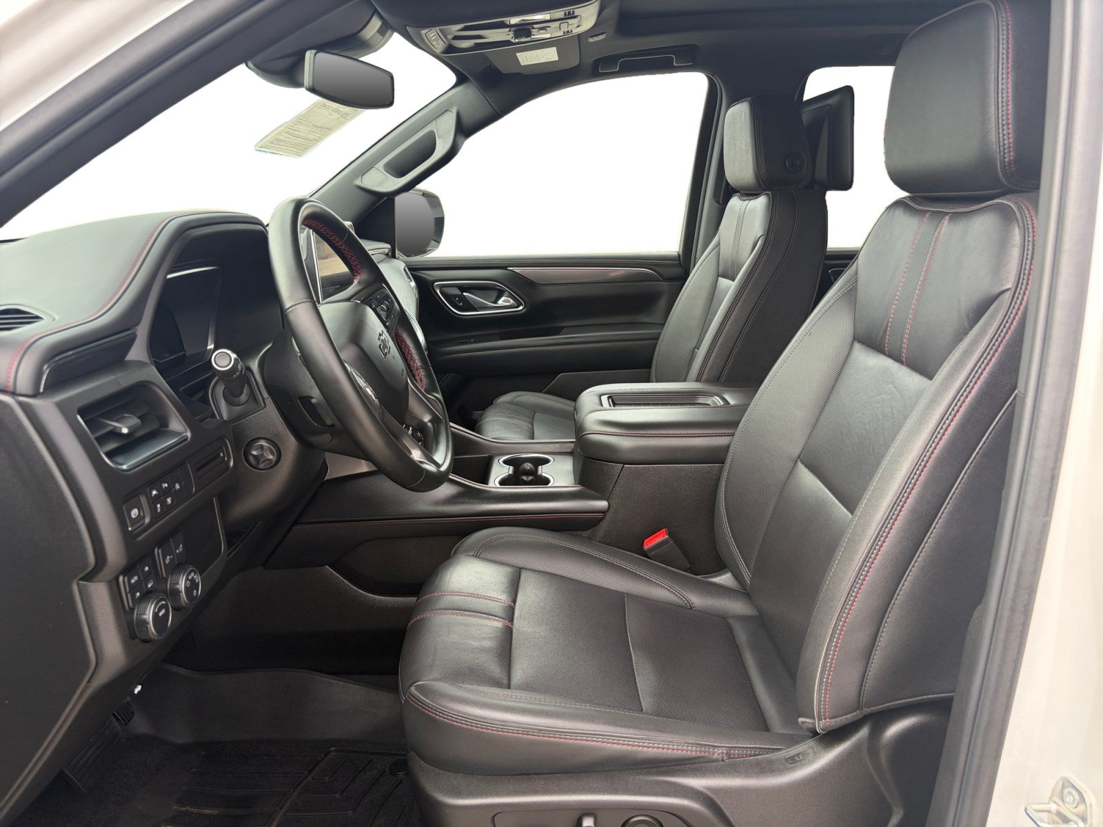 Used 2023 Chevrolet Tahoe RST w/ Luxury Package AWD/4WD image 11