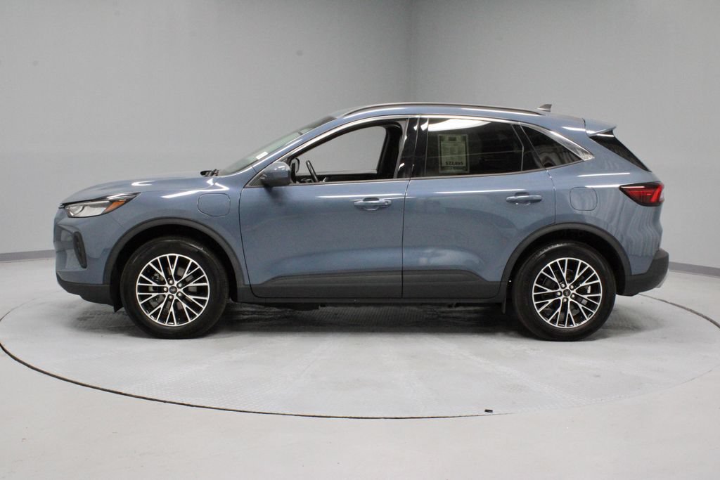Certified 2023 Ford Escape SE FWD image 9