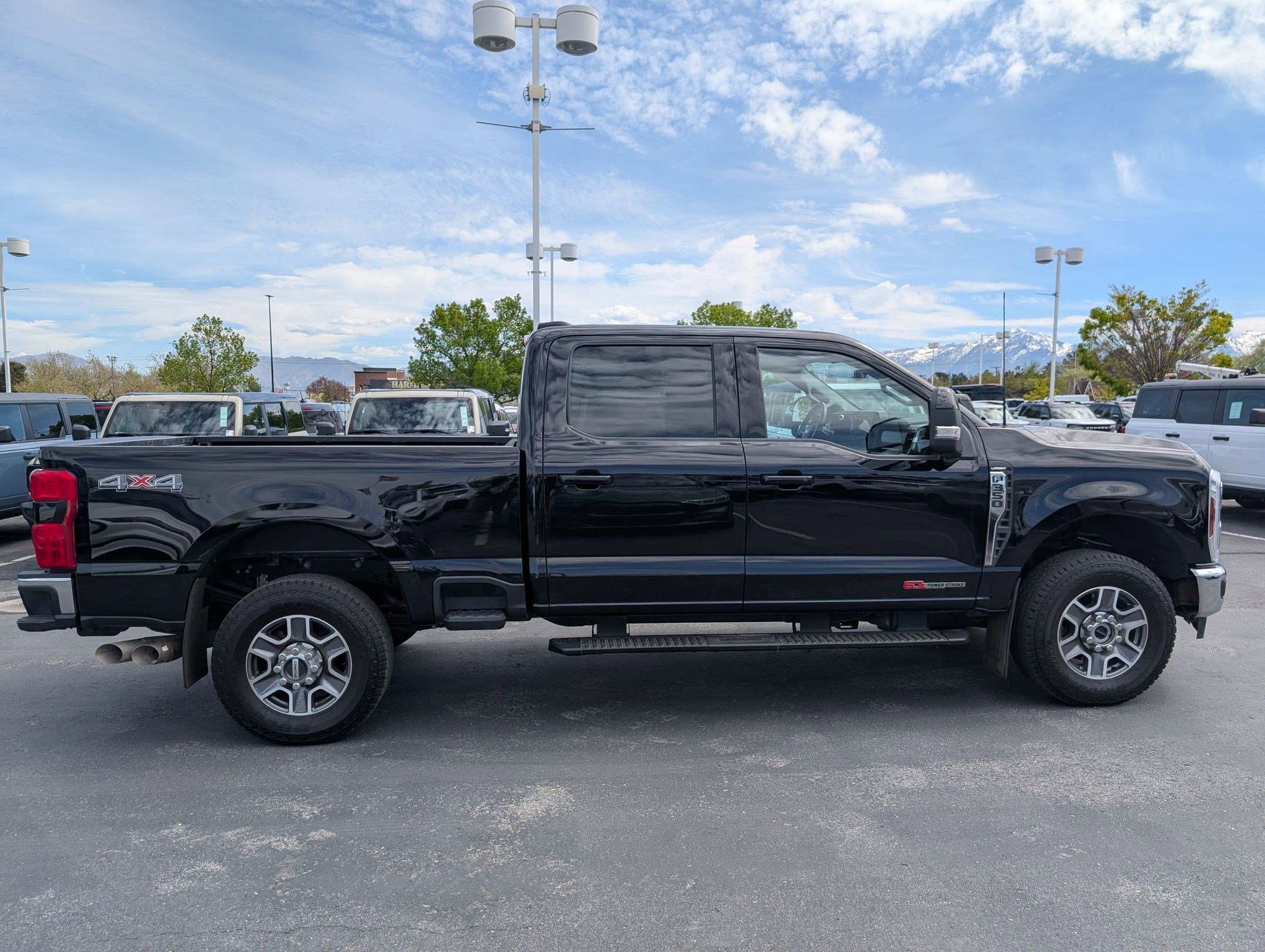 Certified 2025 Ford F350 Lariat AWD/4WD image 2
