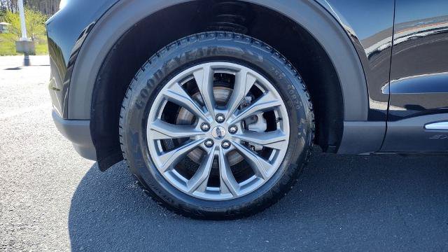 Certified 2023 Ford Explorer XLT w/ Equipment Group 202A AWD/4WD image 26