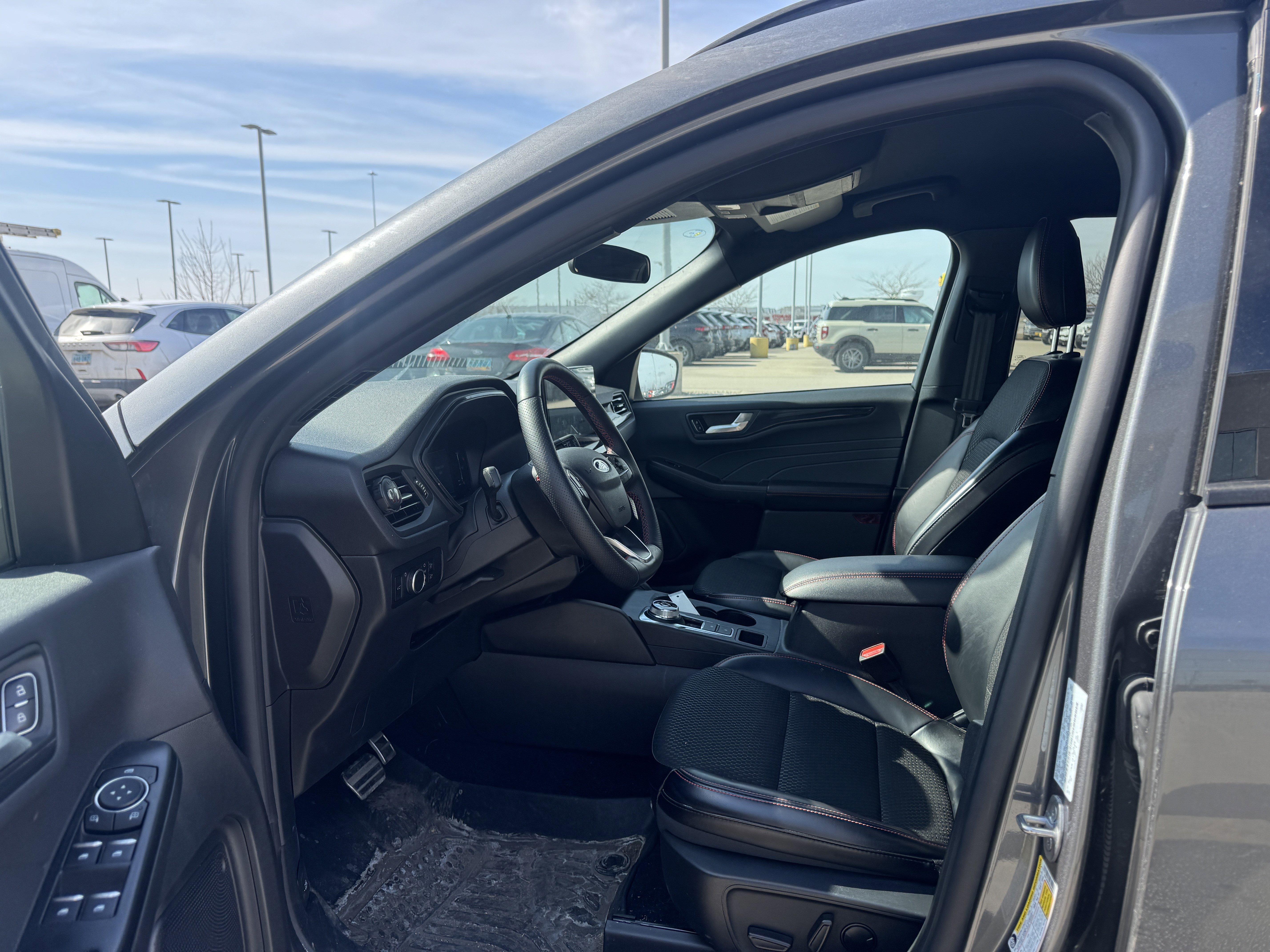 Certified 2024 Ford Escape ST-Line w/ Tech Pack #1 image 6