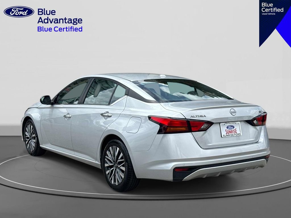 Used 2024 Nissan Altima 2.5 SV FWD image 6