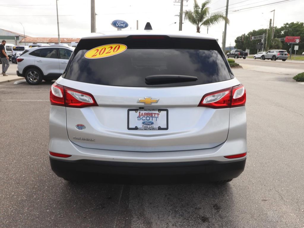 Used 2020 Chevrolet Equinox LS w/ LS Convenience Package image 4