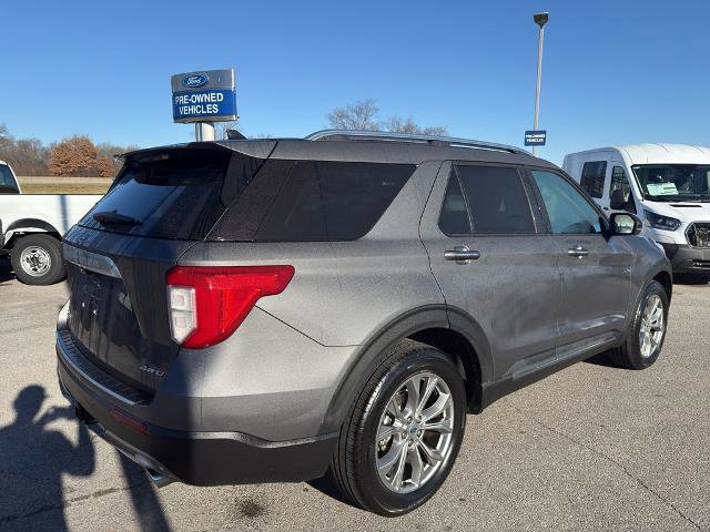 Certified 2023 Ford Explorer Limited w/ Equipment Group 301A image 3