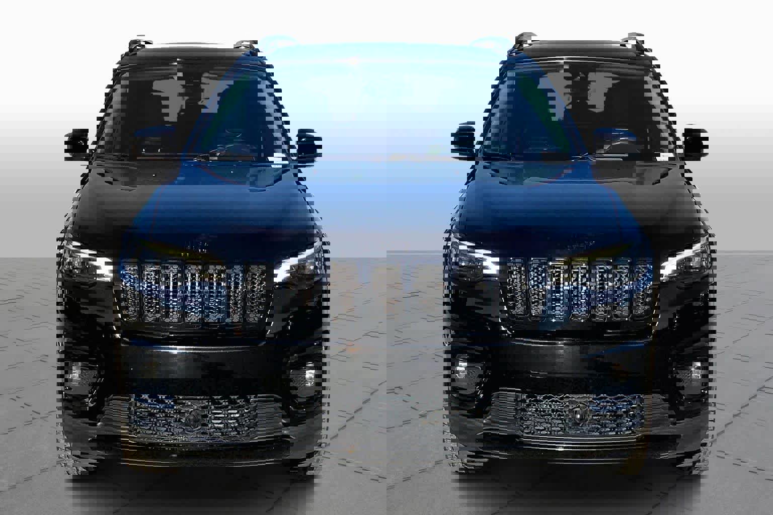 Used 2021 Jeep Cherokee Latitude Plus image 6