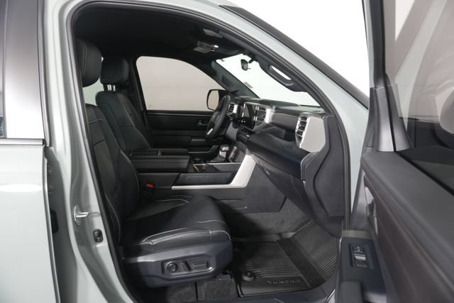Used 2026 Toyota Tundra SR5 w/ SR5 Premium Package AWD/4WD image 27