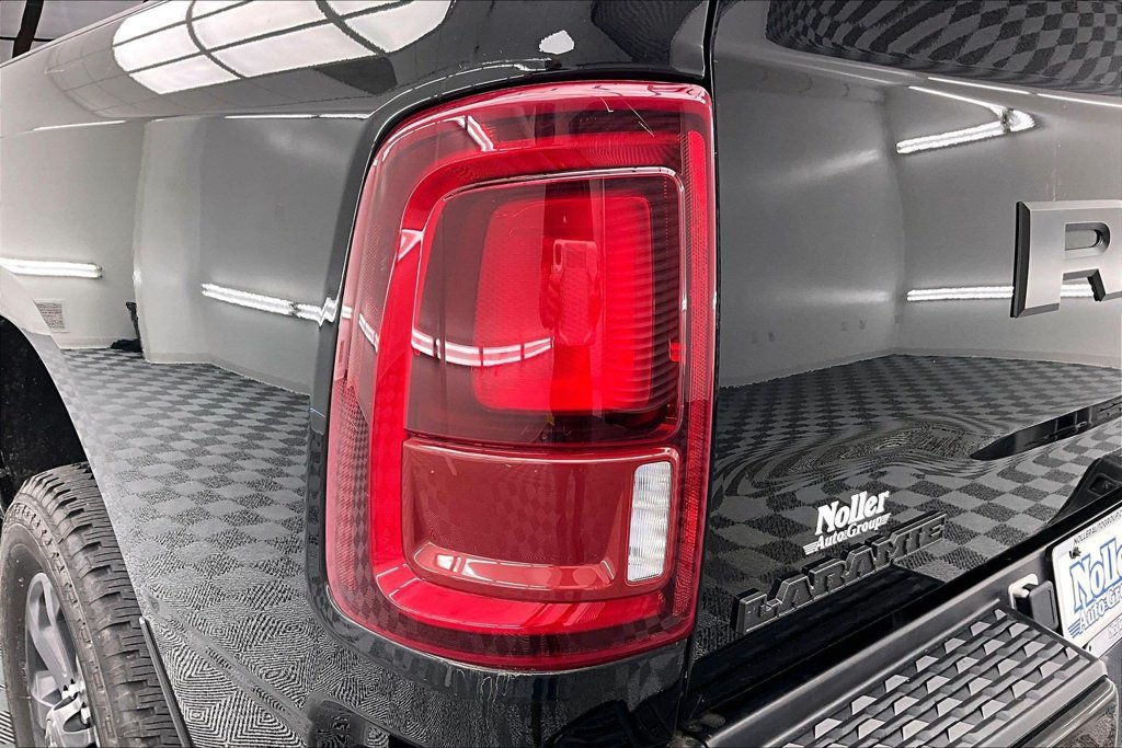 Used 2025 RAM 2500 Laramie w/ Night Edition AWD/4WD image 31