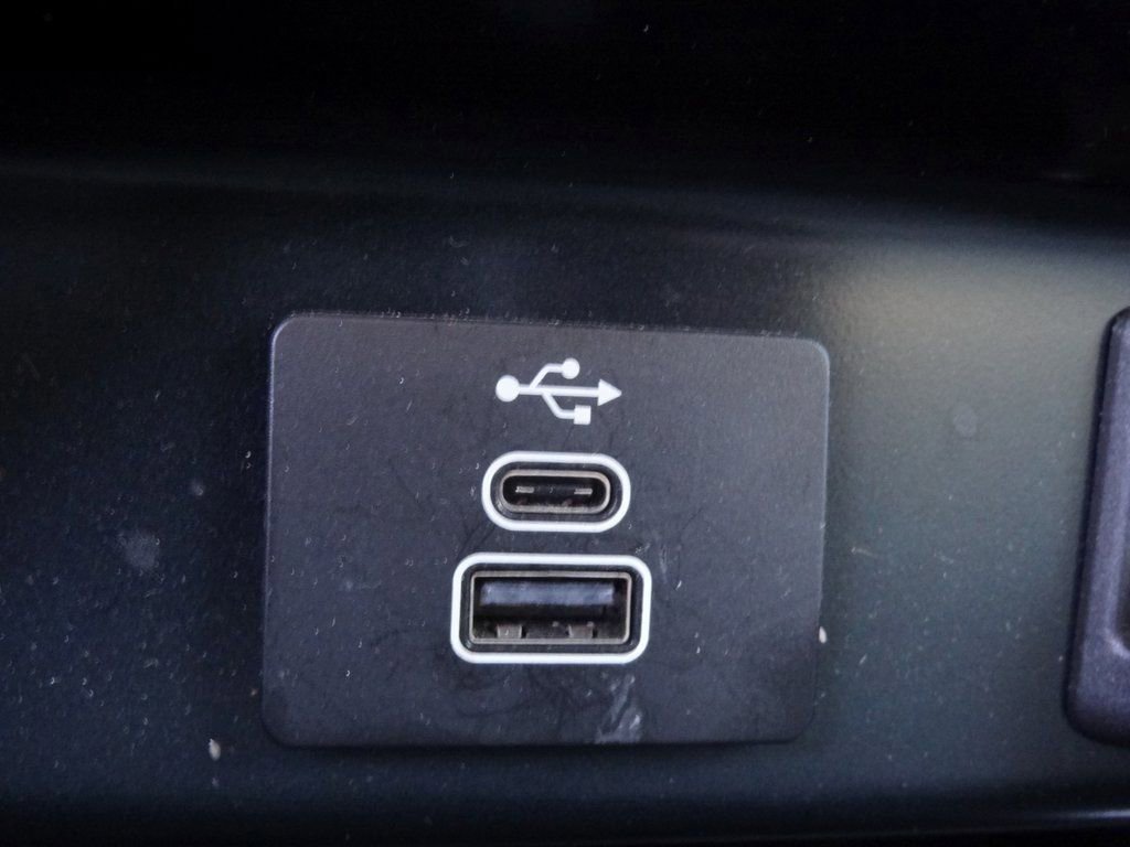 Certified 2025 Ford F150 XLT w/ Equipment Group 301A Standard image 17