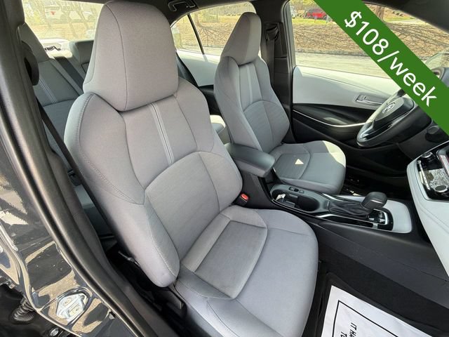 Used 2025 Toyota Corolla SE FWD image 27