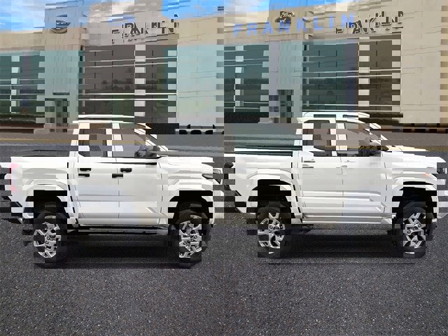 Used 2024 Toyota Tacoma SR image 8