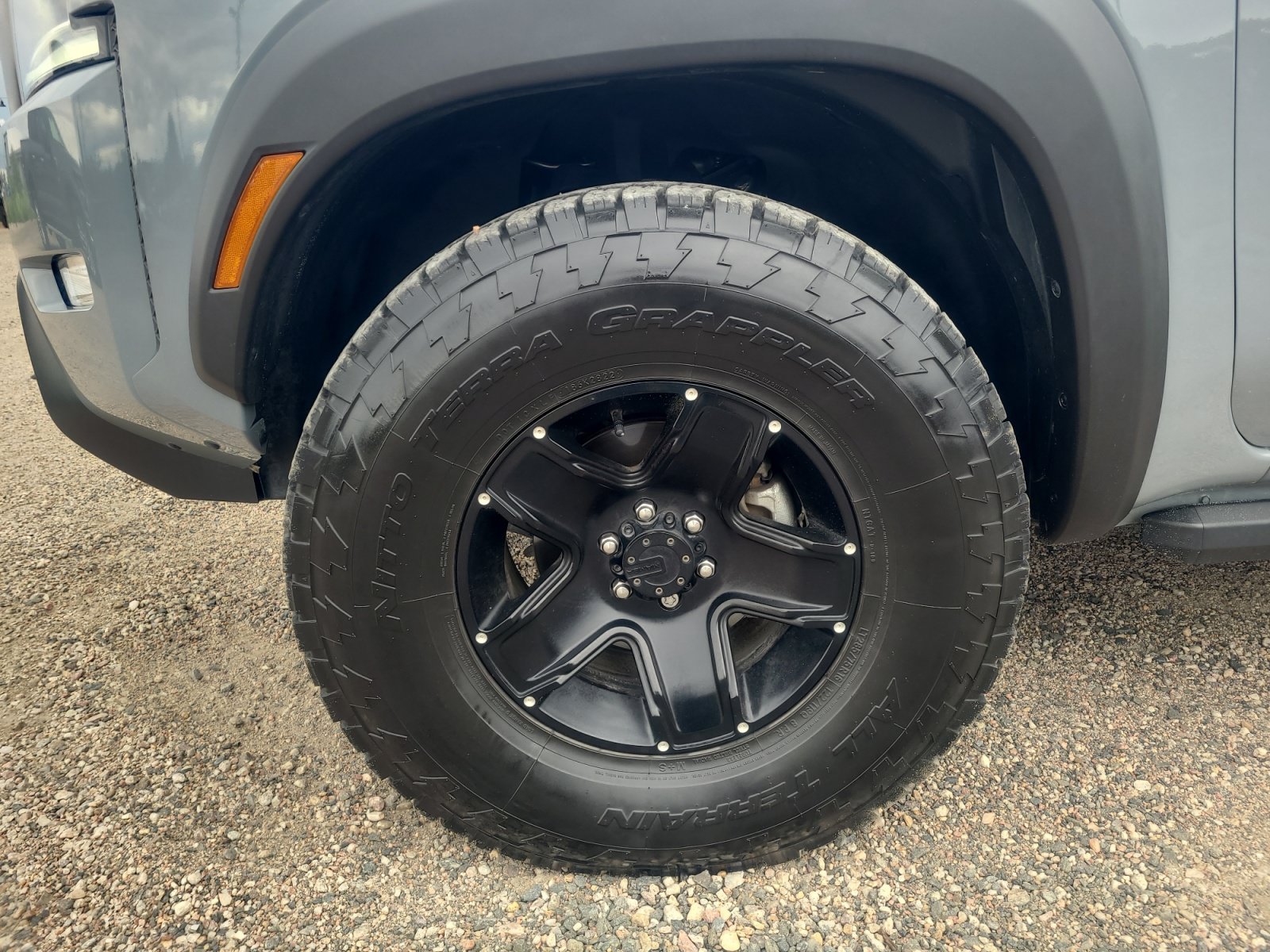 Used 2023 Nissan Frontier PRO-4X w/ Pro Convenience Package AWD/4WD image 26