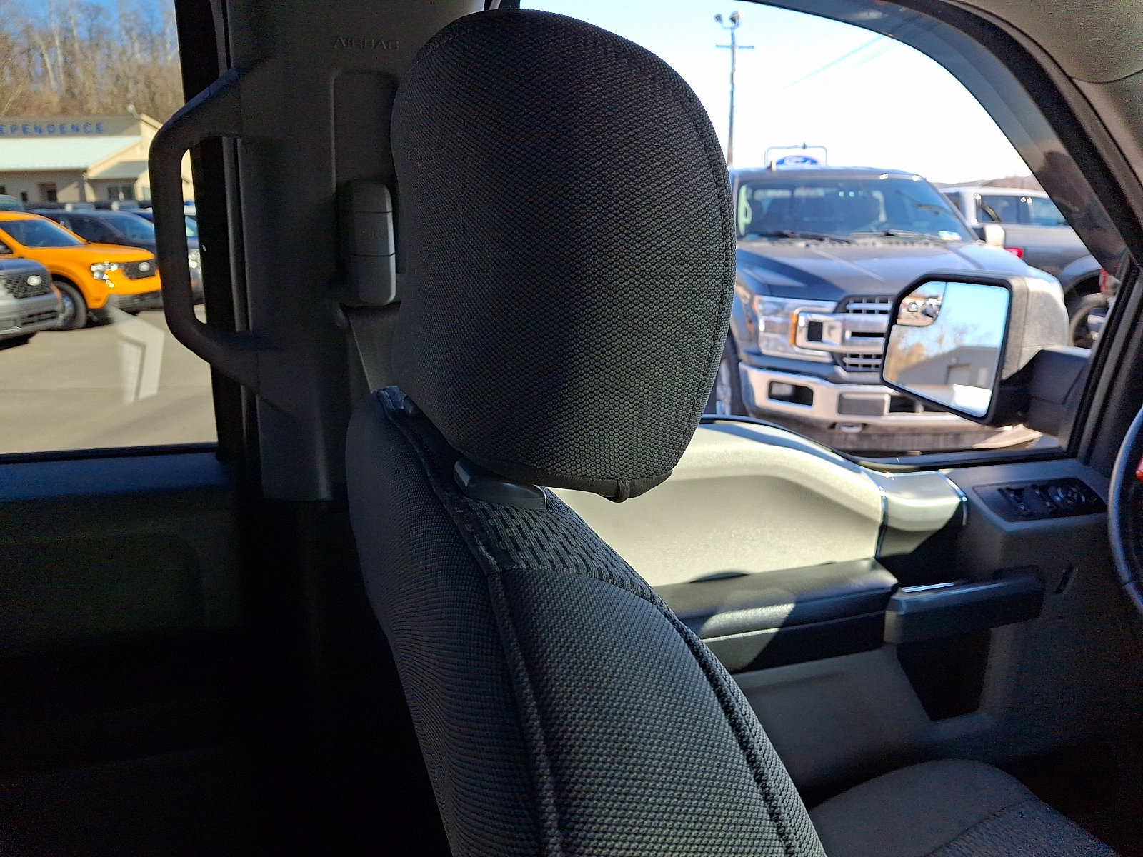 Certified 2017 Ford F150 XLT w/ Equipment Group 302A Luxury image 13