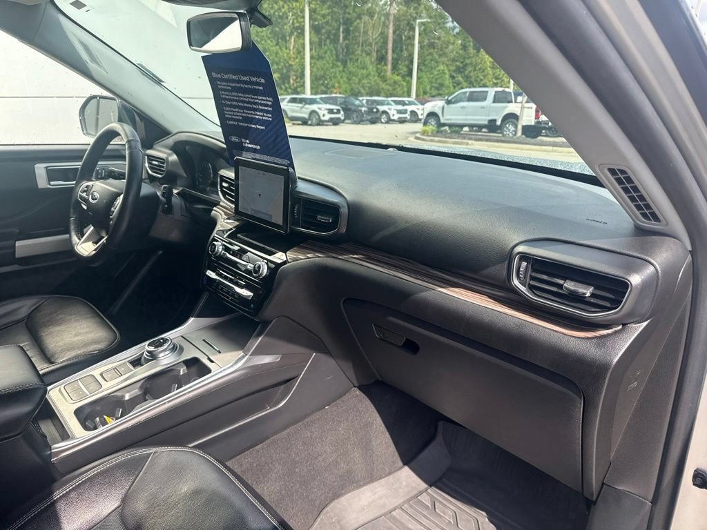 Certified 2022 Ford Explorer Limited w/ Equipment Group 301A RWD image 34