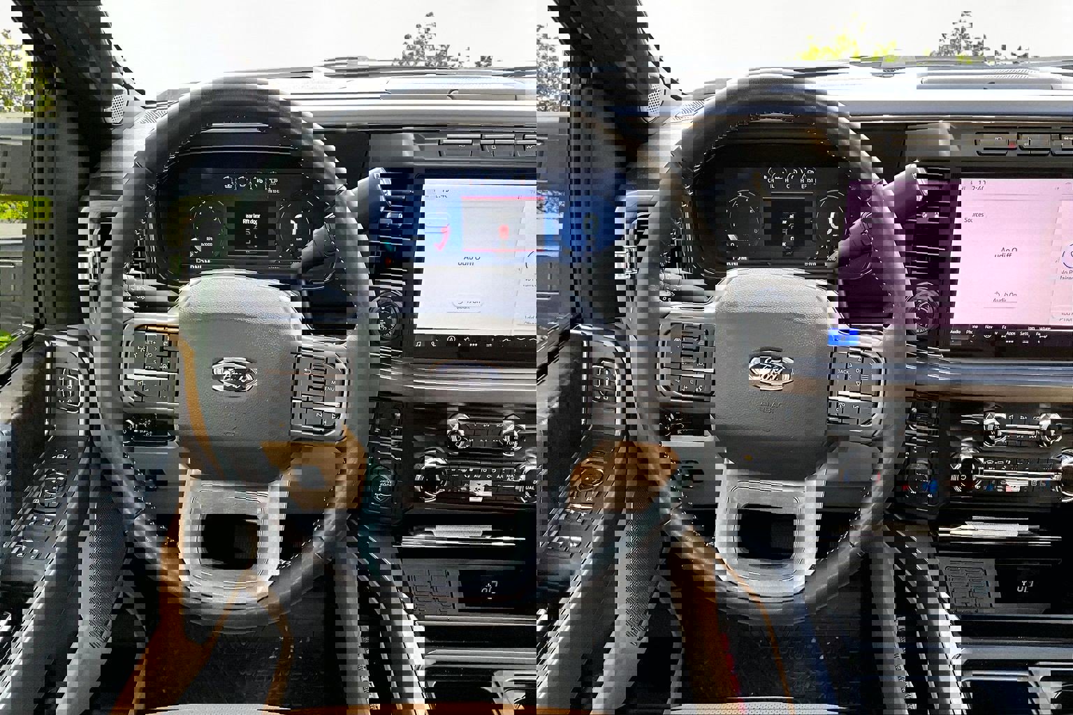 Certified 2024 Ford F250 Lariat w/ Lariat Ultimate Package image 5