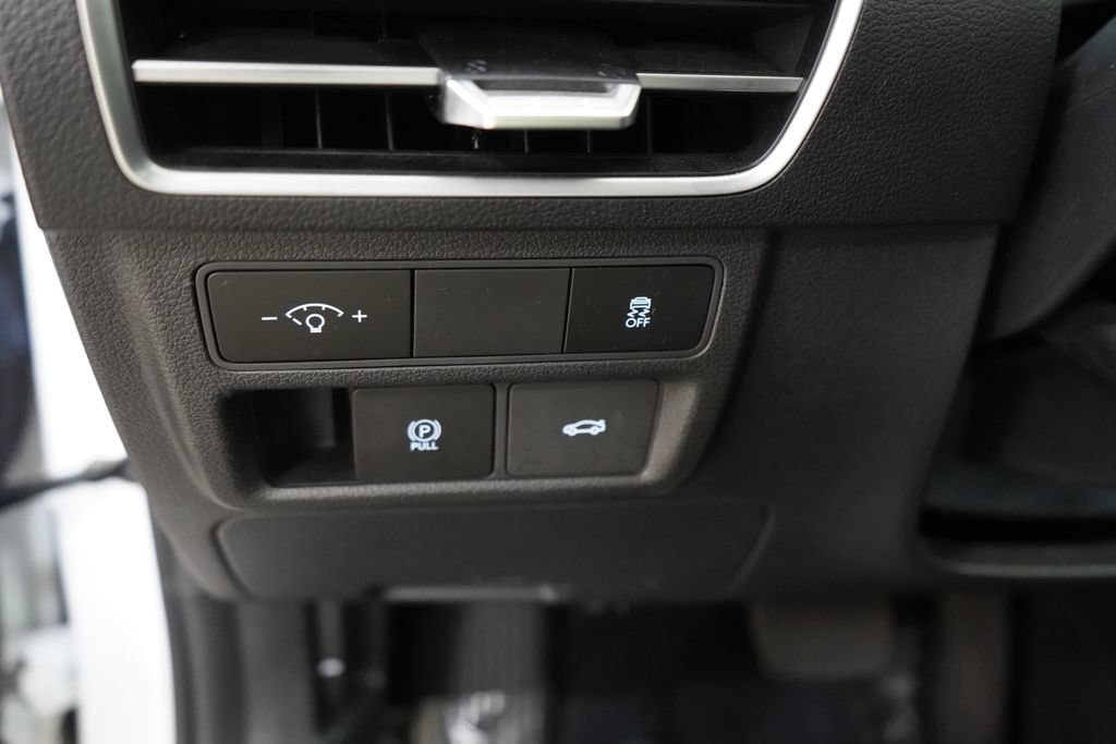 Used 2025 Hyundai Sonata SEL FWD image 26