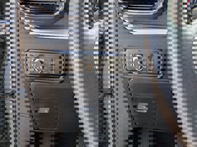 Certified 2023 Ford Explorer XLT w/ Equipment Group 202A RWD image 17