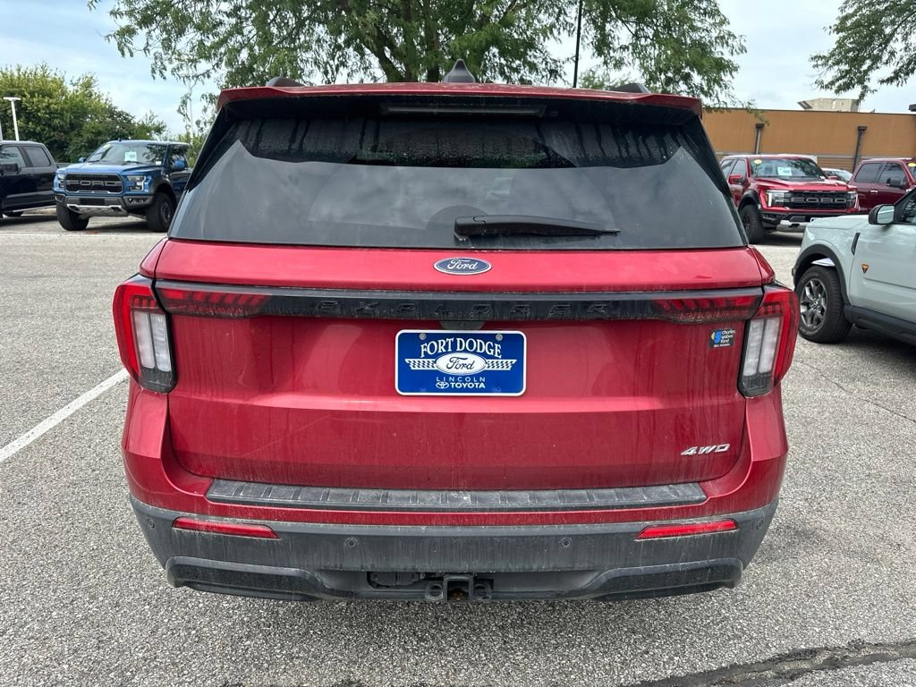 Certified 2025 Ford Explorer ST-Line w/ Premium Package AWD/4WD image 5