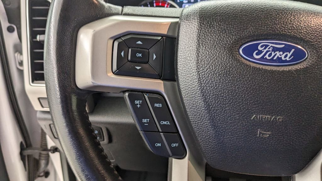 Certified 2018 Ford F250 Lariat w/ Chrome Package image 32
