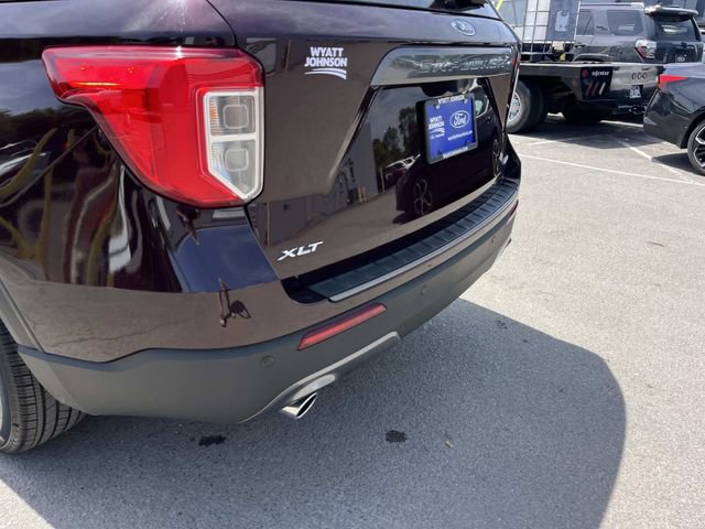 Certified 2023 Ford Explorer XLT w/ Equipment Group 202A AWD/4WD image 12