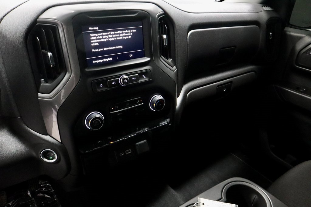 Used 2025 Chevrolet Silverado 1500 W/T image 27